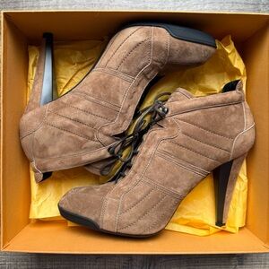 Tod's Two In One Chestnut Suede Ankle lace up Boots 41/11